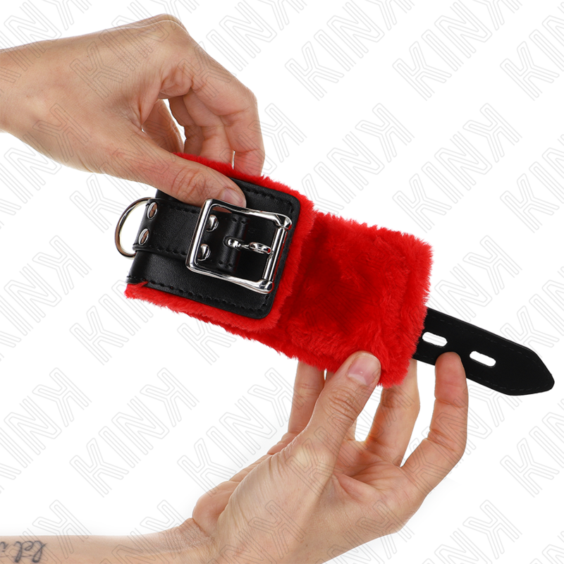 KINK - WRISTBANDS LINED WITH RED SQUARE HOLES AND ADJUSTABLE BLACK STRAP 17-29 CM X 6 CM