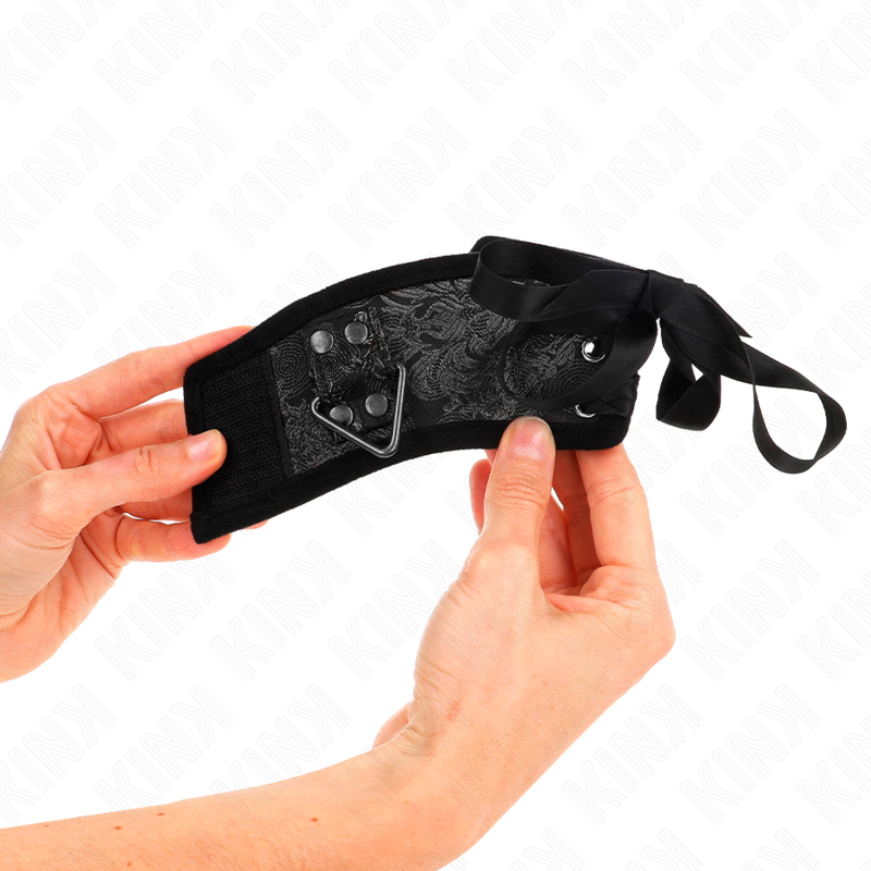 KINK - BLACK SCANDAL DESIGN WRISTBANDS WITH BOW DETAIL 24.5 CM X 6.5 CM