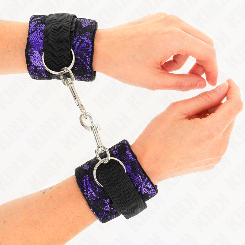 KINK - SHORT WRISTBANDS WITH VELVET LACE AND NYLON BINDING, VIOLET/BLACK, 23 X 6.5 CM