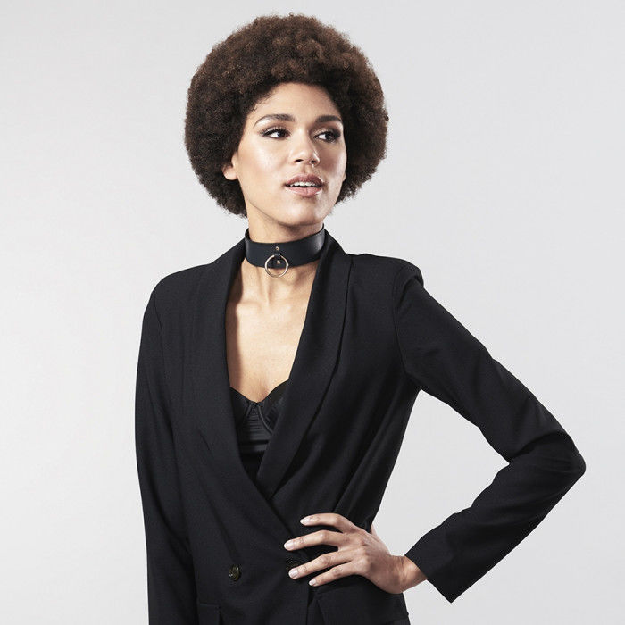 BIJOUX INDISCRETS MAZE - BLACK STRAP NECKLACE